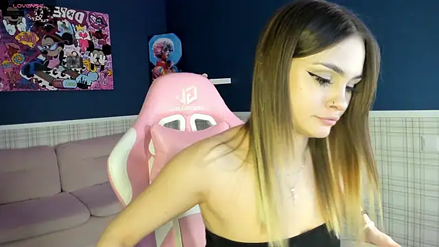 KarinaBroks online show from 11.07.25