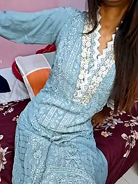 Snapshot of Nencycute1 chatting on 09.29.25 Nencycute1 online show from 09.29.25