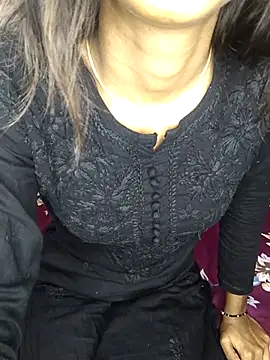 Snapshot of Nencycute1 chatting on 09.30.25 Nencycute1 online show from 09.30.25