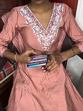 Snapshot of Nencycute1 chatting on 10.15.25 Nencycute1 online show from 10.15.25