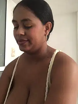 Snapshot of MelissaSam_ chatting on 05.27.26 MelissaSam online show from 05.27.26