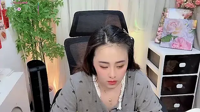 NEWONETO online show from 02.21.26