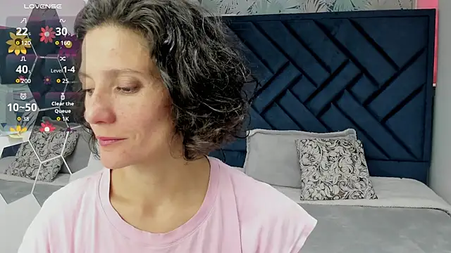 Valery More   online show from 12.05.25