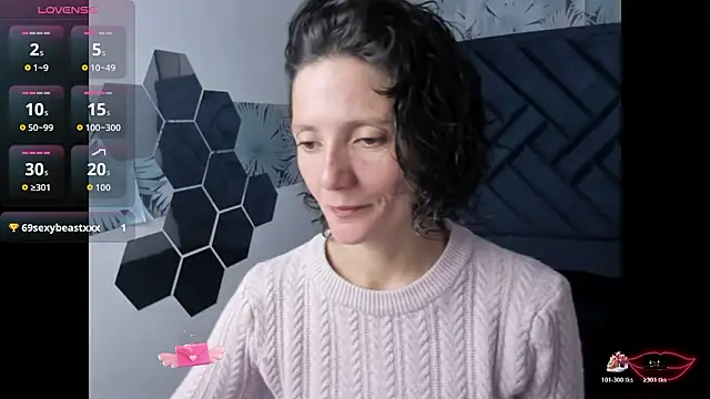 Valery More   online show from 01.18.26