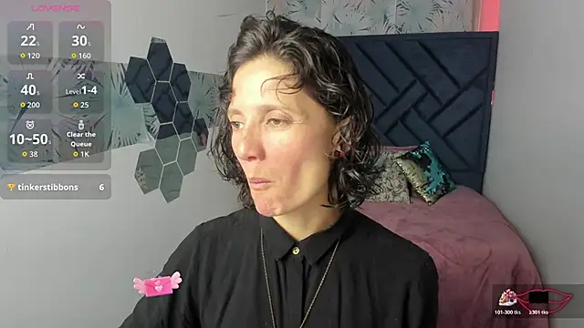 Valery More   online show from 02.16.26