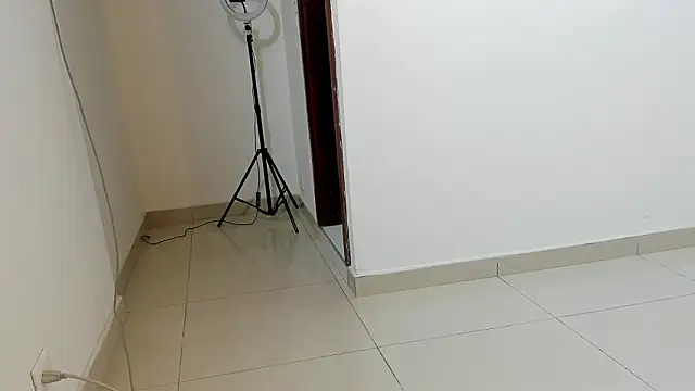 Taylormaccurdy  online show from 02.06.26