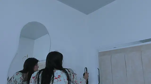 Misaki Kai online show from 04.20.26