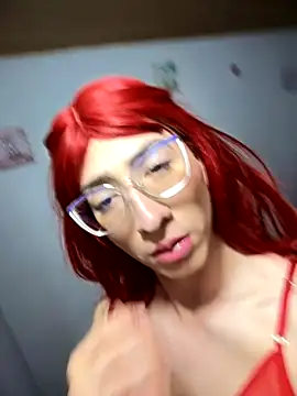 NICOLLE  12 online show from 10.24.25