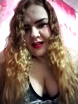 Snapshot of coral_marley chatting on 10.31.25 coral marley online show from 10.31.25