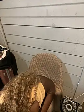 gingergirl67  online show from 10.23.25