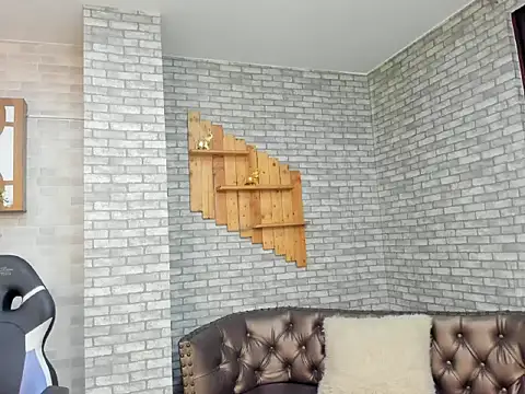 Alisonn Doll online show from 11.05.25