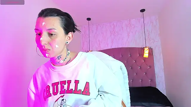 Iris  77 online show from 11.20.25