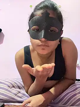 Snapshot of TeluguIshu_teen20 chatting on 10.17.25 TeluguIshu teen20 online show from 10.17.25