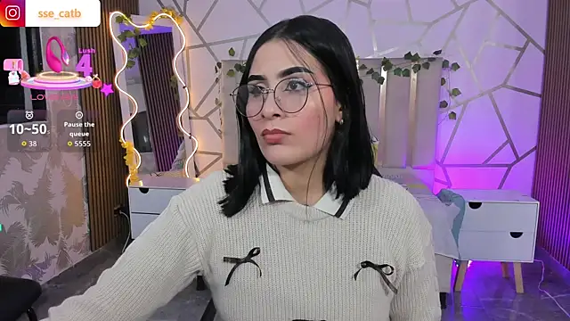 Snapshot of casse_tay chatting on 06.19.26 casse tay online show from 06.19.26