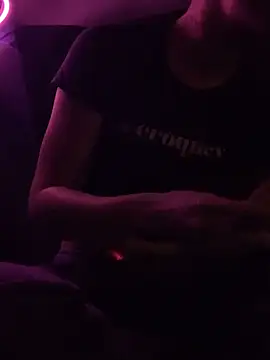 GoldenPussy1329 online show from 12.16.25