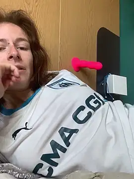 GoldenPussy1329 online show from 04.18.26