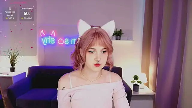 luna son online show from 10.21.25