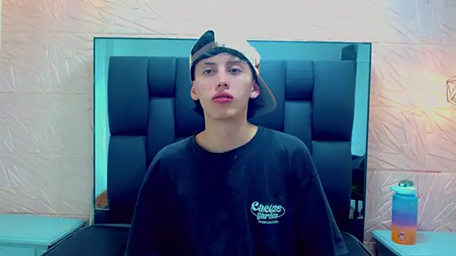 thaigo twink38 online show from 11.26.25