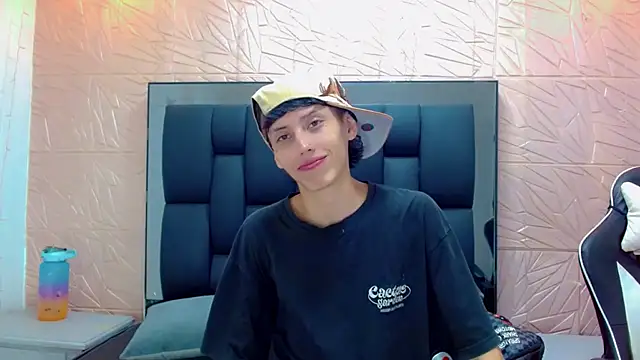 thaigo twink38 online show from 12.02.25