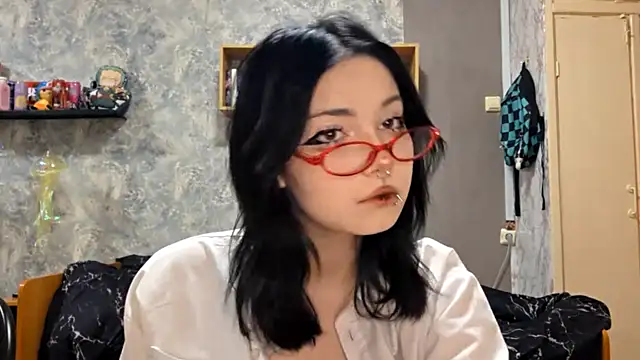 Beeping Creature online show from 11.13.25