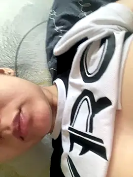 Snapshot of Beautiful661 chatting on 10.17.25 Beautiful661 online show from 10.17.25