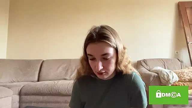 Snapshot of CoraJamerson chatting on 10.18.25 CoraJamerson online show from 10.18.25