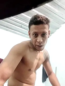 Snapshot of Dani156y chatting on 10.02.25 Dani156y online show from 10.02.25