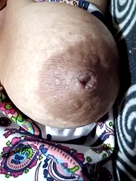 Hotmommax online show from 03.05.26