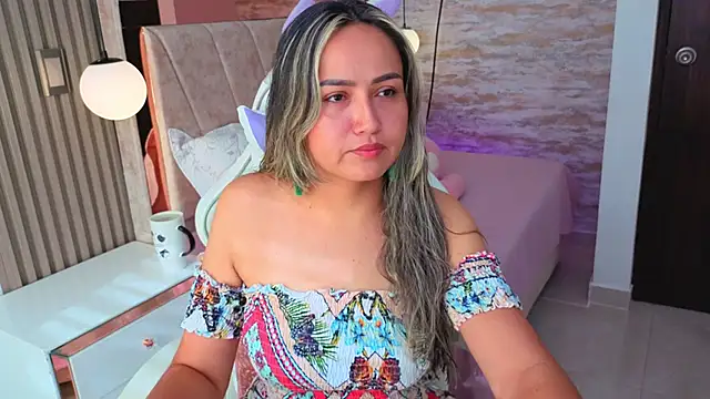 lila cute1 online show from 10.23.25