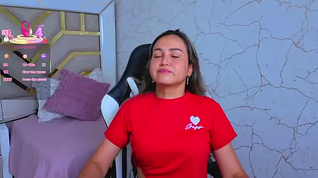 lila cute1 online show from 11.19.25