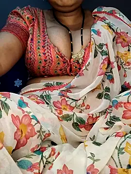 Snapshot of Hot__bhabhi_99 chatting on 07.10.26 Hot bhabhi 99 online show from 07.10.26