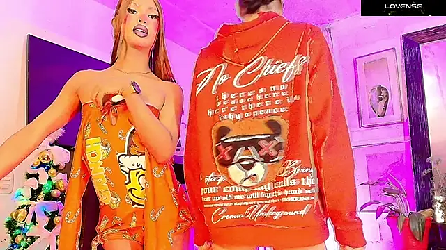 GIRLS OFFICIALL   online show from 11.28.25