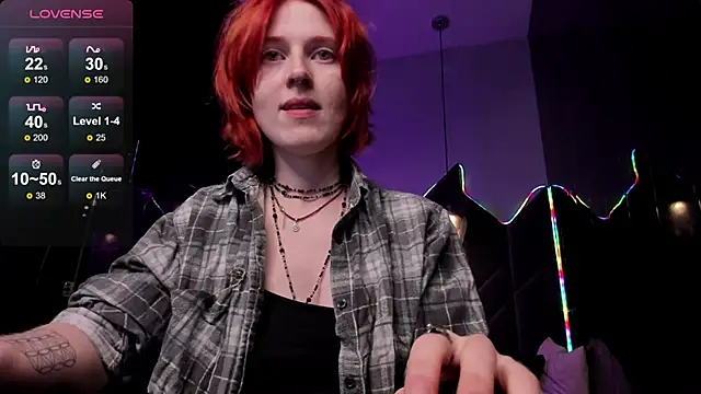 Snapshot of Freirenee chatting on 10.19.25 Freirenee online show from 10.19.25