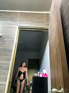 Snapshot of Cielo6925 chatting on 10.19.25 Cielo6925 online show from 10.19.25