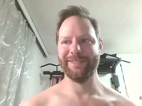 Snapshot of Lukmeister91 chatting on 06.12.26 Lukmeister91 online show from 06.12.26
