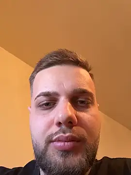 KingAdonisss online show from 11.25.25