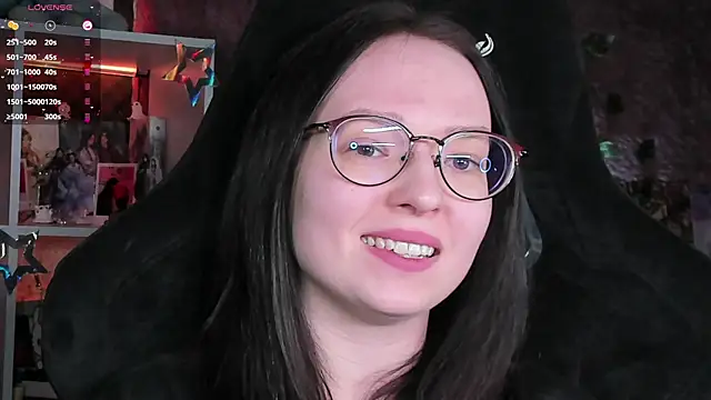 Snapshot of power_robynn chatting on 04.29.26 power robynn online show from 04.29.26