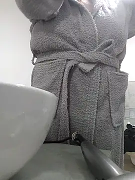 sexyguenda online show from 11.17.25