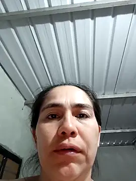 single-mother-indecent- online show from 10.10.25