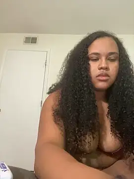 nicolette356 online show from 12.16.25