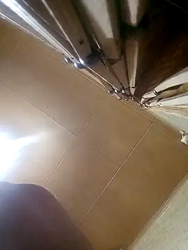 Snapshot of Apeesynka55211 chatting on 10.21.25 Apeesynka55211 online show from 10.21.25