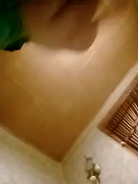 Snapshot of Apeesynka55211 chatting on 12.03.25 Apeesynka55211 online show from 12.03.25