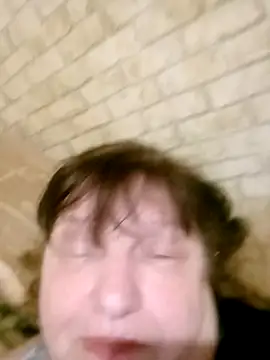 Snapshot of Apeesynka55211 chatting on 12.18.25 Apeesynka55211 online show from 12.18.25