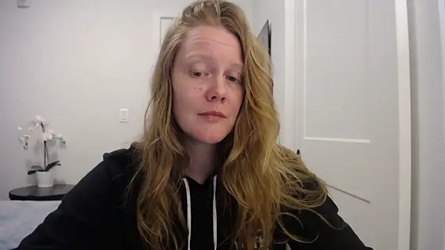 naughtyfox89 online show from 04.18.26