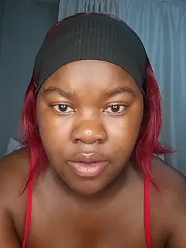 Snapshot of Floree chatting on 12.02.25 Floree online show from 12.02.25