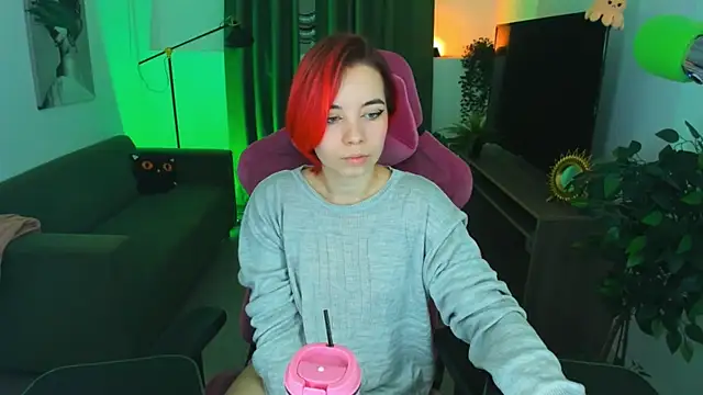 MarcelineChi online show from 11.12.25