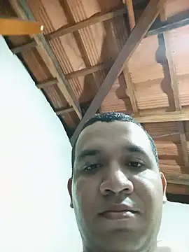 Roberto27051 online show from 06.04.26
