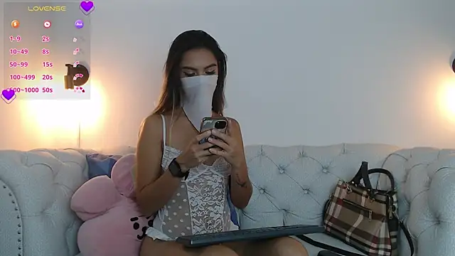 Snapshot of dalila_alii chatting on 03.27.26 dalila alii online show from 03.27.26