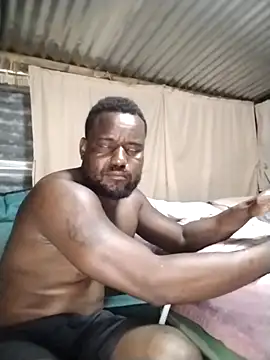 Snapshot of Funsexy702 chatting on 11.02.25 Funsexy702 online show from 11.02.25