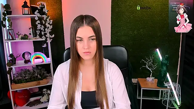 Snapshot of lina_fox12 chatting on 06.19.26 lina fox12 online show from 06.19.26